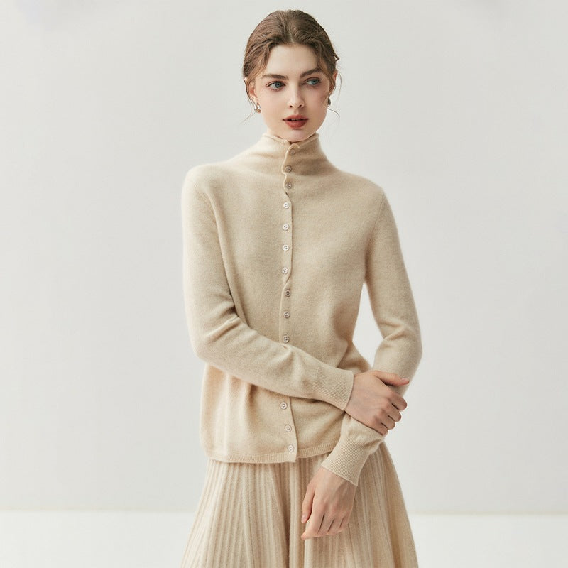 Women's cardigan with a soft touch
