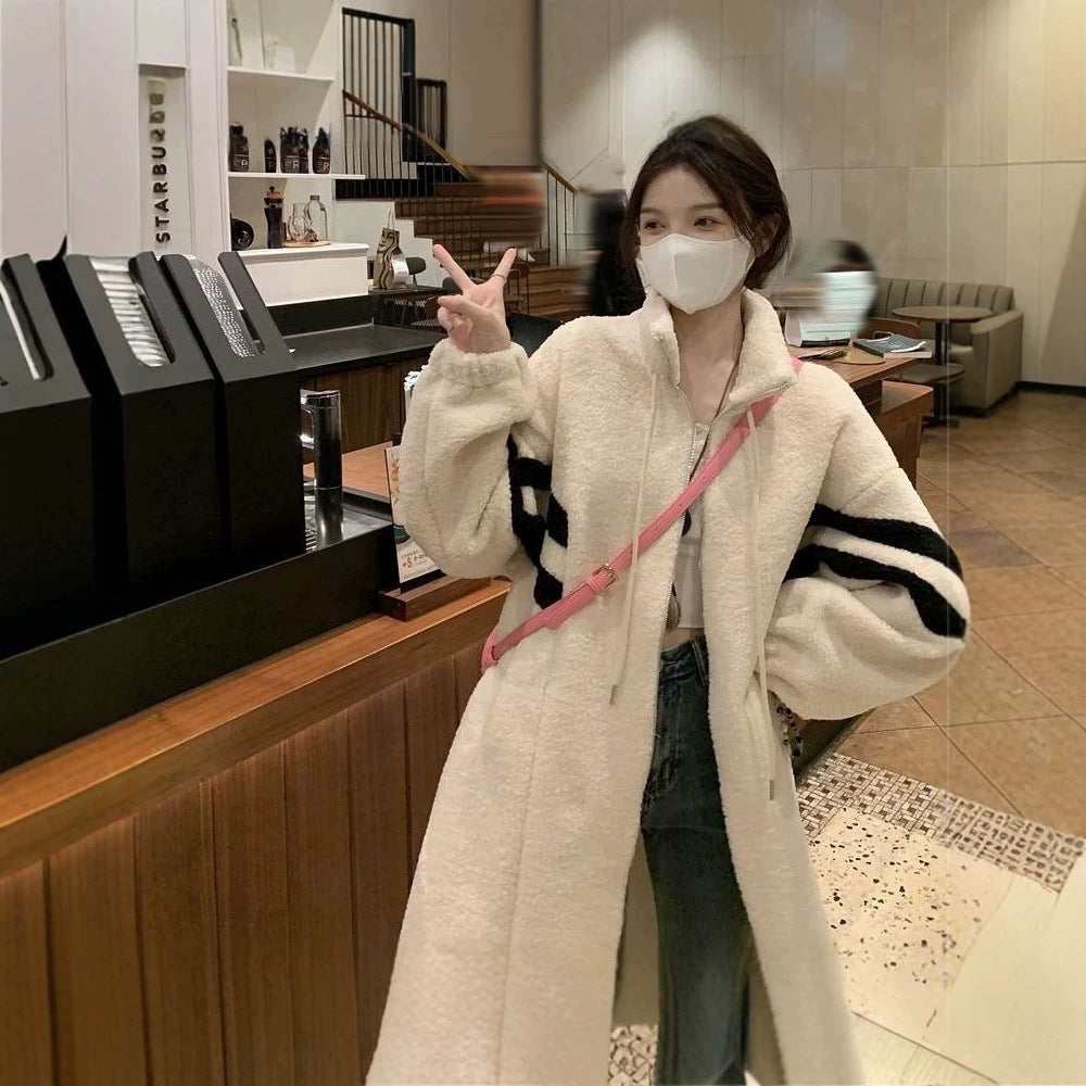 Women's coat, mid-length, lambswool imitation details