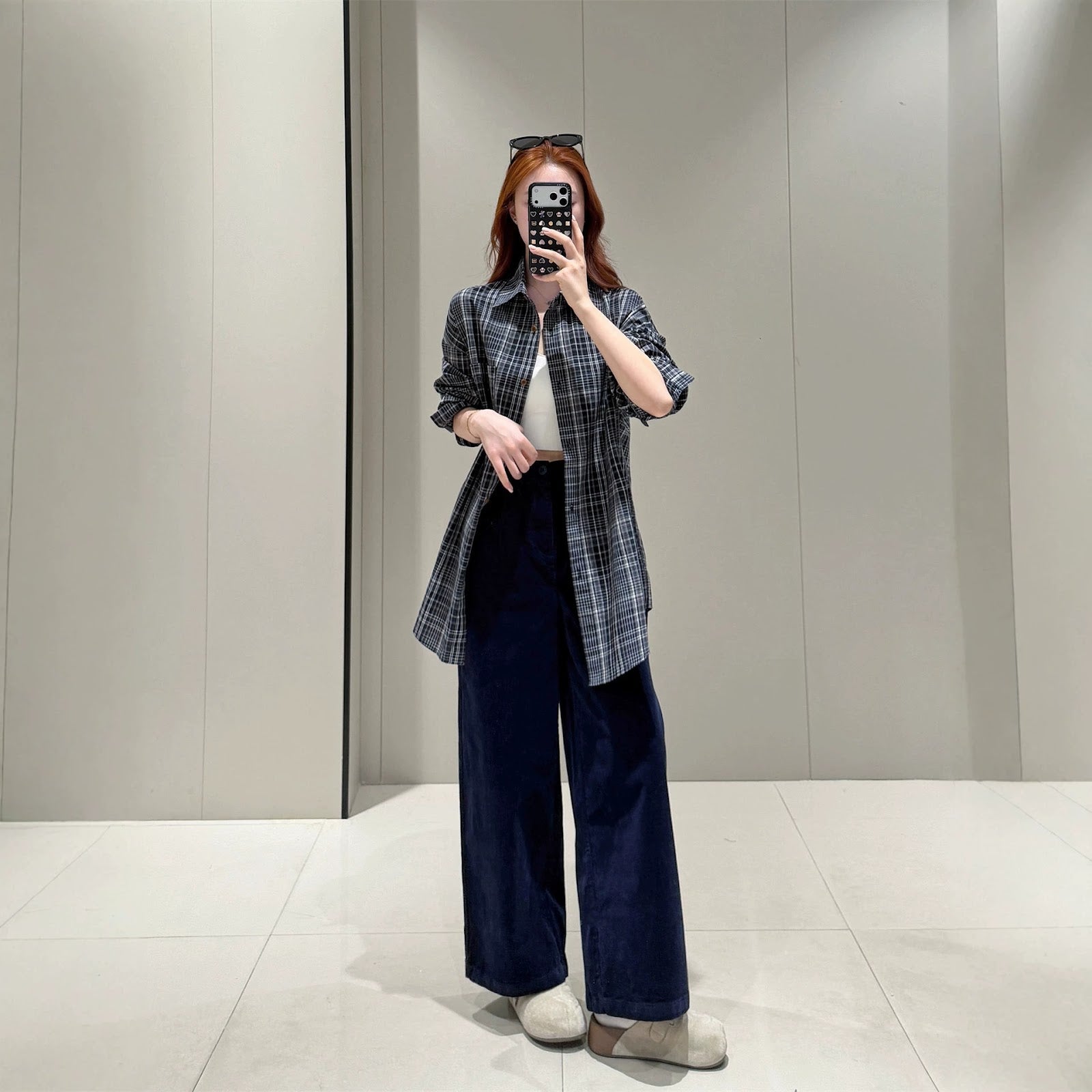 Ladies' corduroy pants with high waistband and wide leg