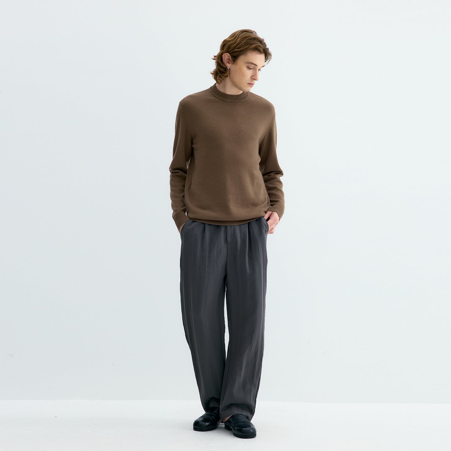 Men's sweater made from 100% sheep wool, stand-up collar
