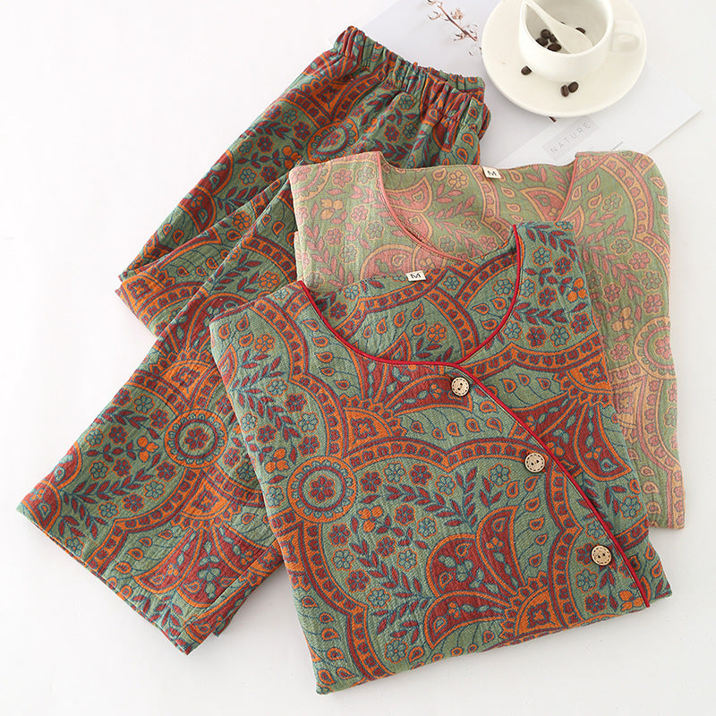 Women's lounge suit made of cotton gauze, traditional style