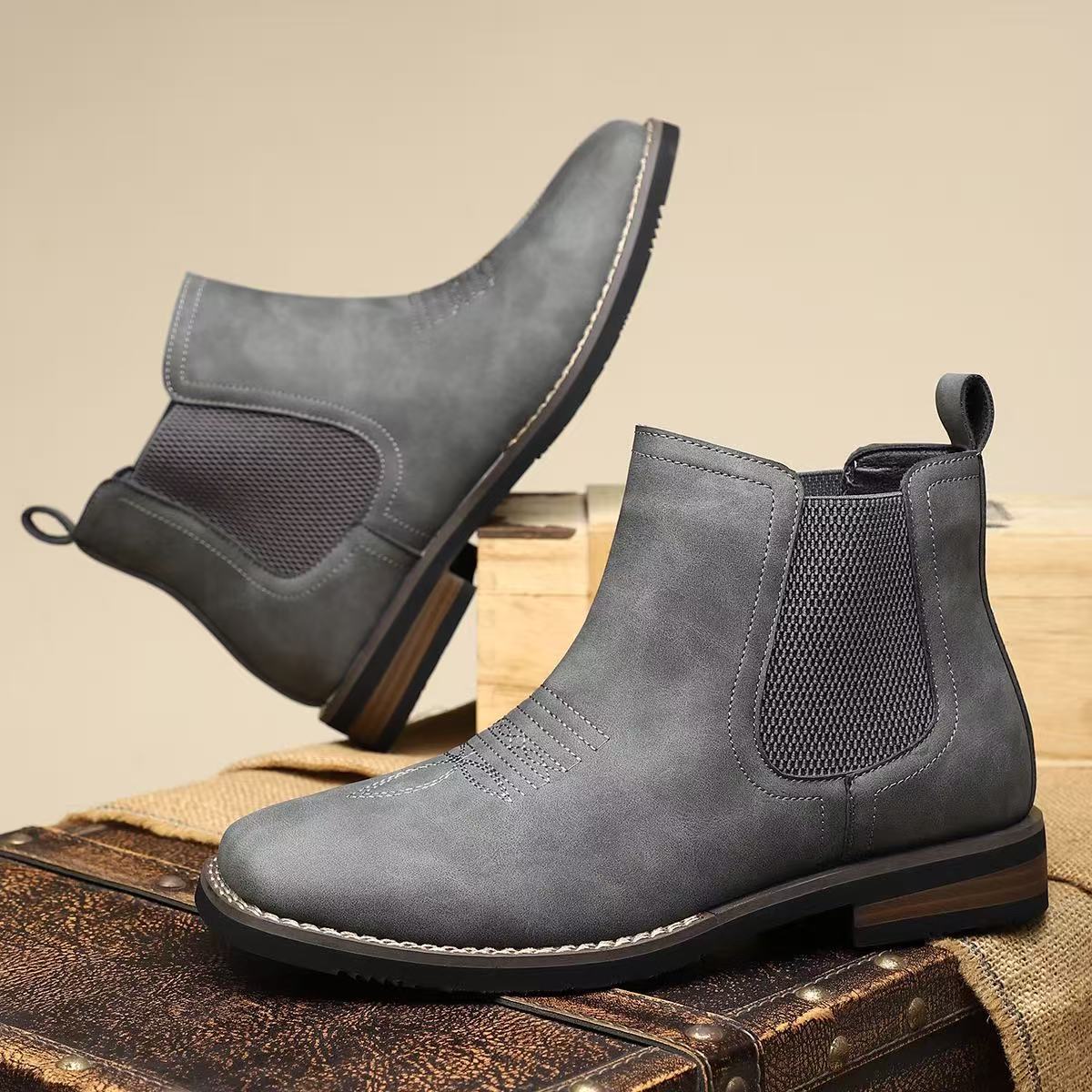 Classic men's Chelsea boots made of synthetic leather