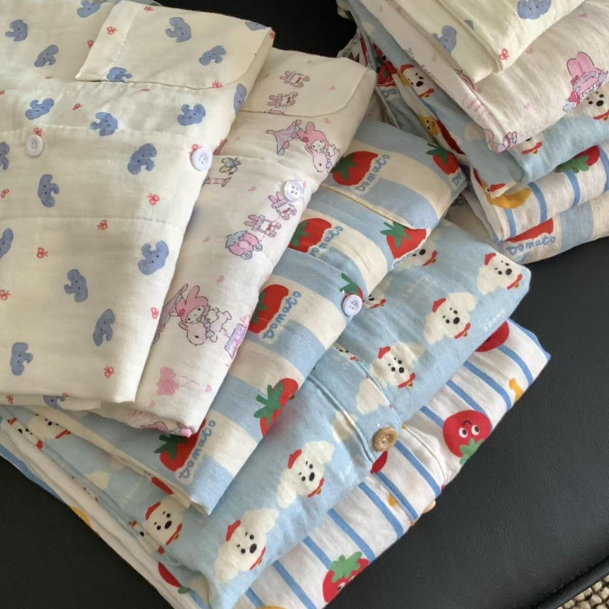 Women's pajamas made of double-layer cotton muslin