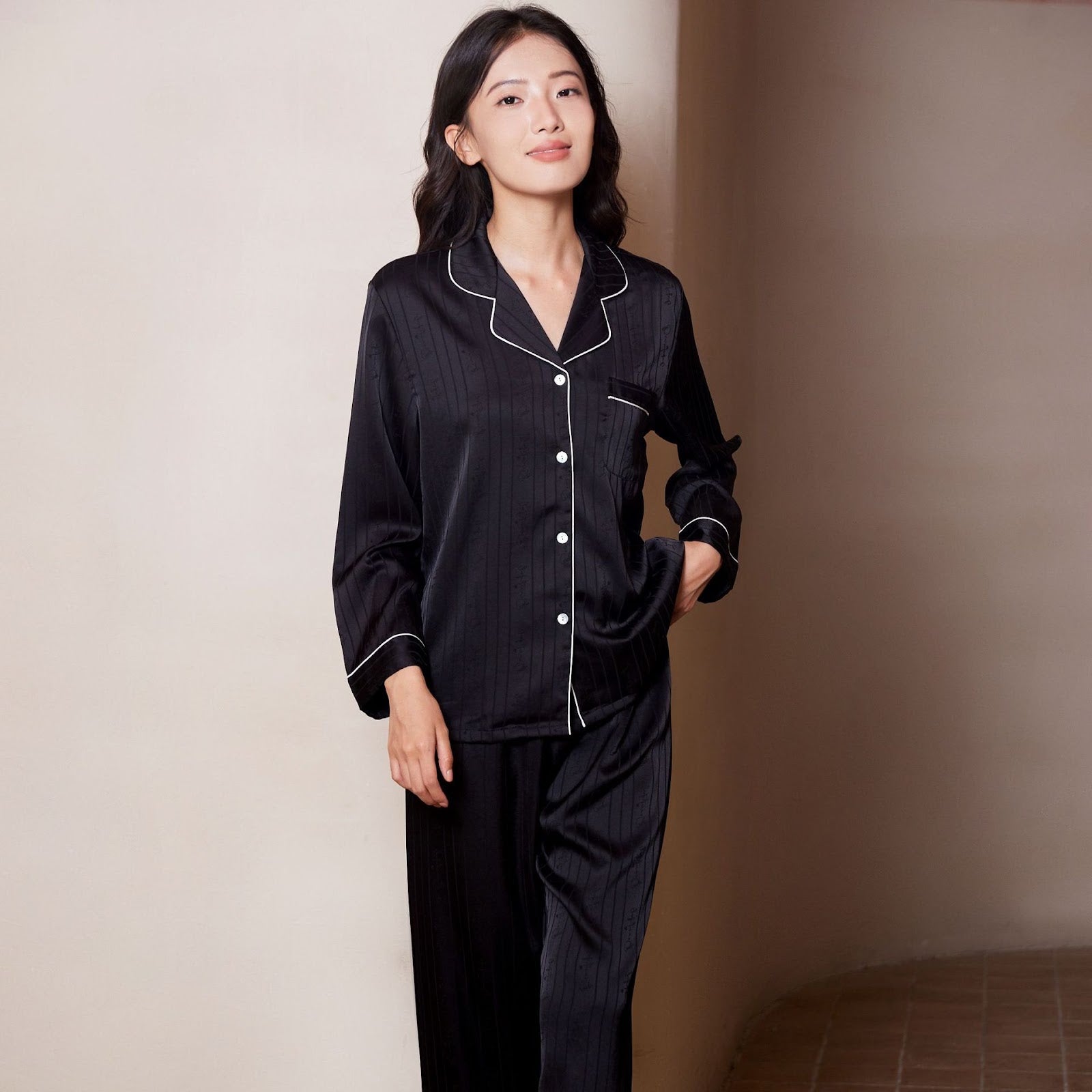 Elegant satin pajama set, long sleeve, for couples