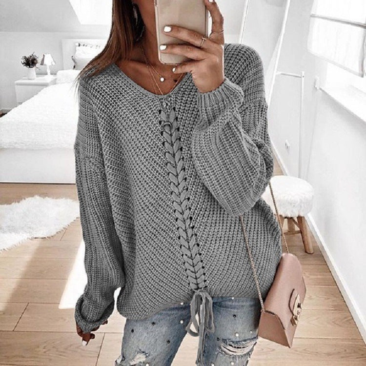 Women's Oversized Knit Sweater with V-Neck, Cable Knit and Lacing Chichicherry