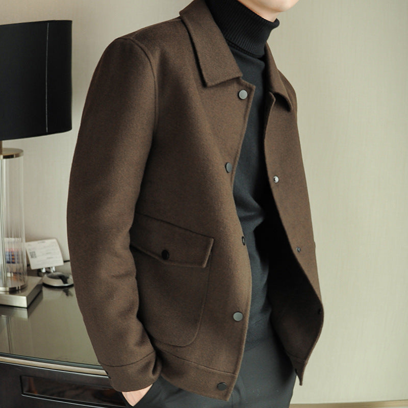 Men's short jacket made of wool blend with press stud placket, shirt collar and applied flap pockets Chichicherry