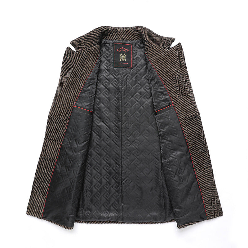 Men's Tailored Short Coat made of Wool Mix with Herringbone Structure and Quilted Lining Chichicherry