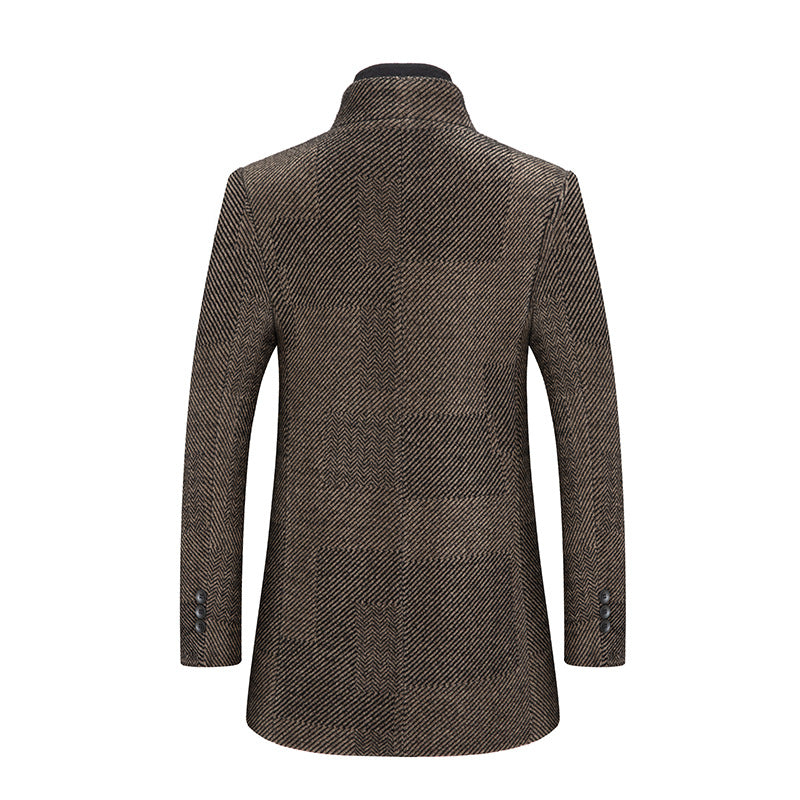 Men's Tailored Short Coat made of Wool Mix with Herringbone Structure and Quilted Lining Chichicherry