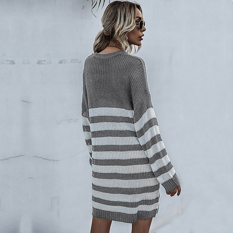 Women's oversized knit dress with block stripes and ribbed hem Chichicherry