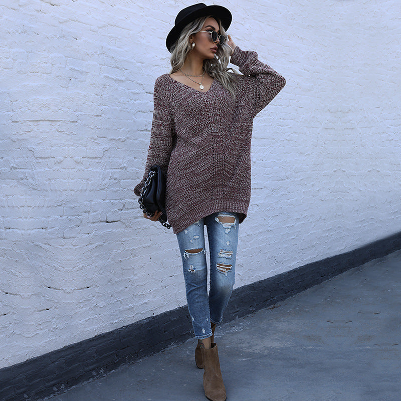 Women's Oversize Knit Sweater with V-Neck and Chunky Mélange Knit Chichicherry