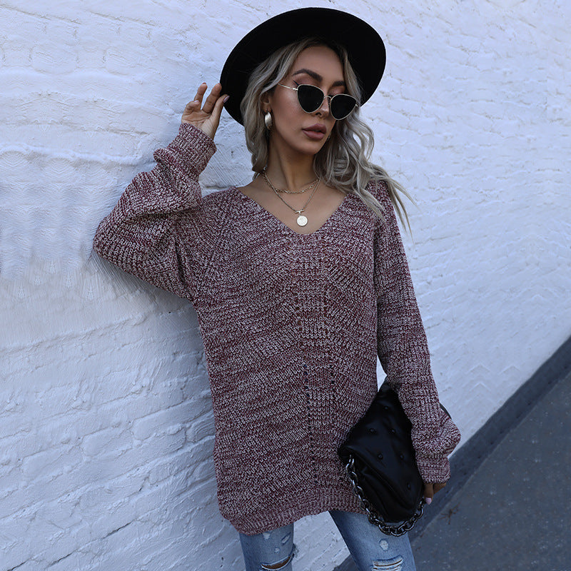 Women's Oversize Knit Sweater with V-Neck and Chunky Mélange Knit Chichicherry