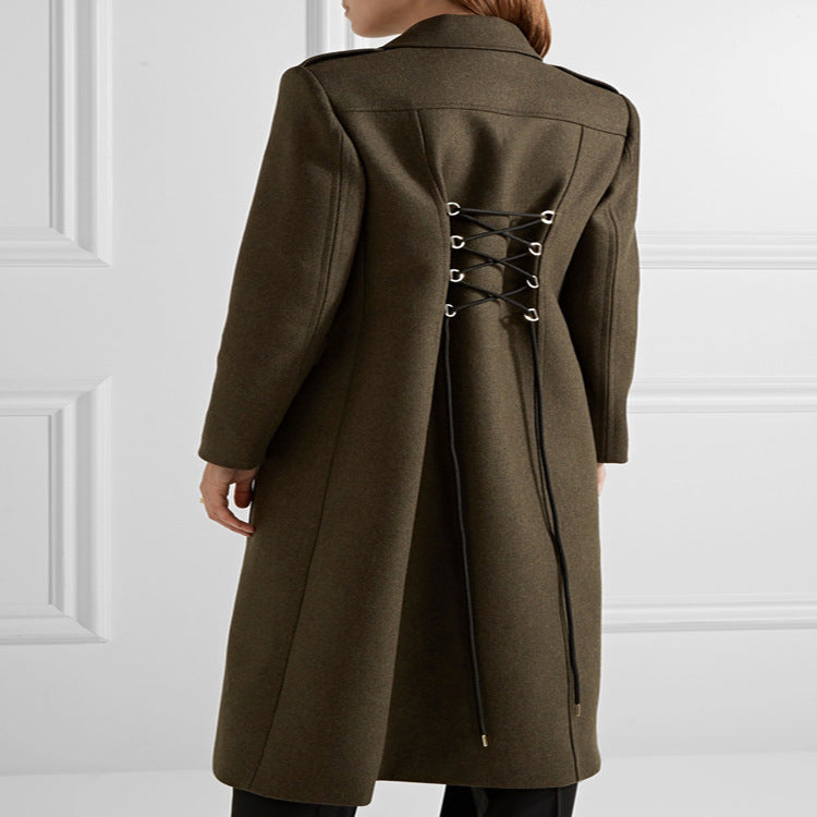Women's double-breasted tailored wool coat with notched collar and flap pockets Chichicherry