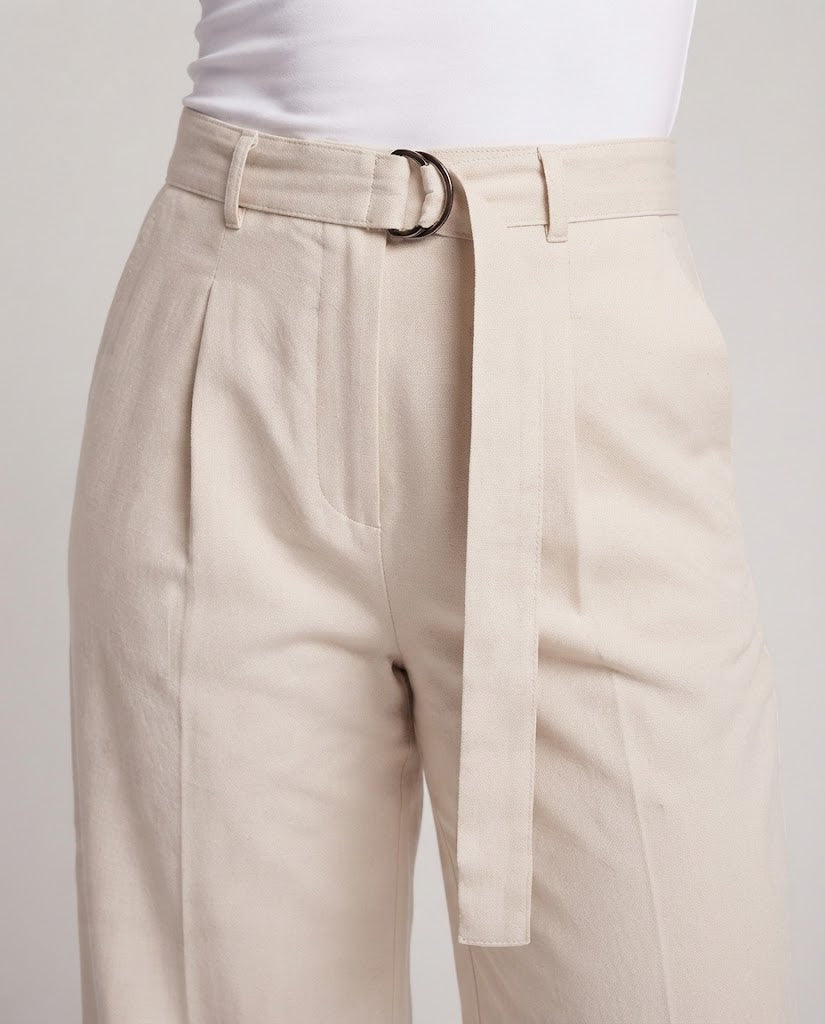 Women High-waisted wide Chino pants with pleats and fabric belt Chichicherry