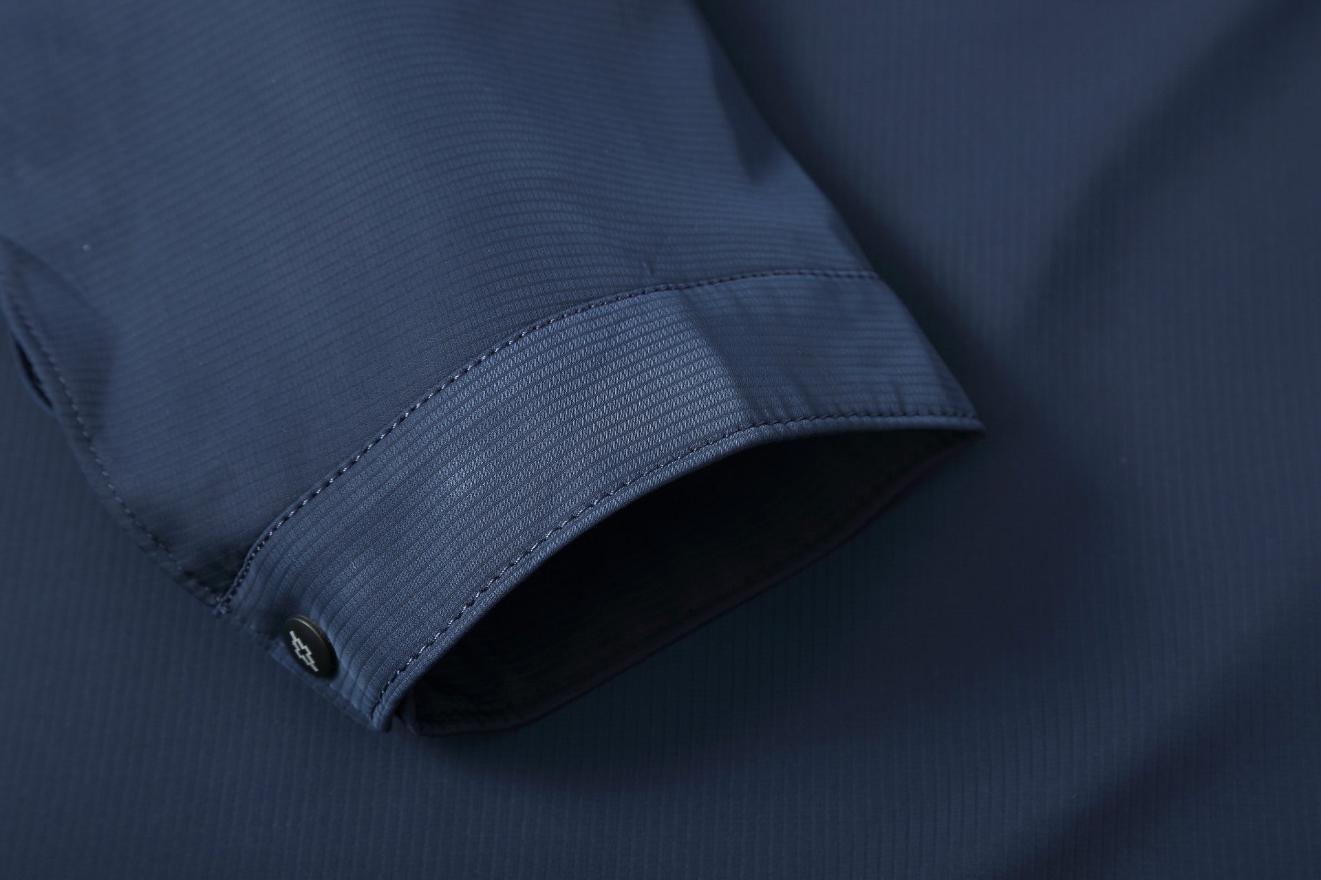 Men's Slim Stand Collar Transition Jacket with Zipper, Water-Repellent Outer Surface and Geometric Lining Chichicherry