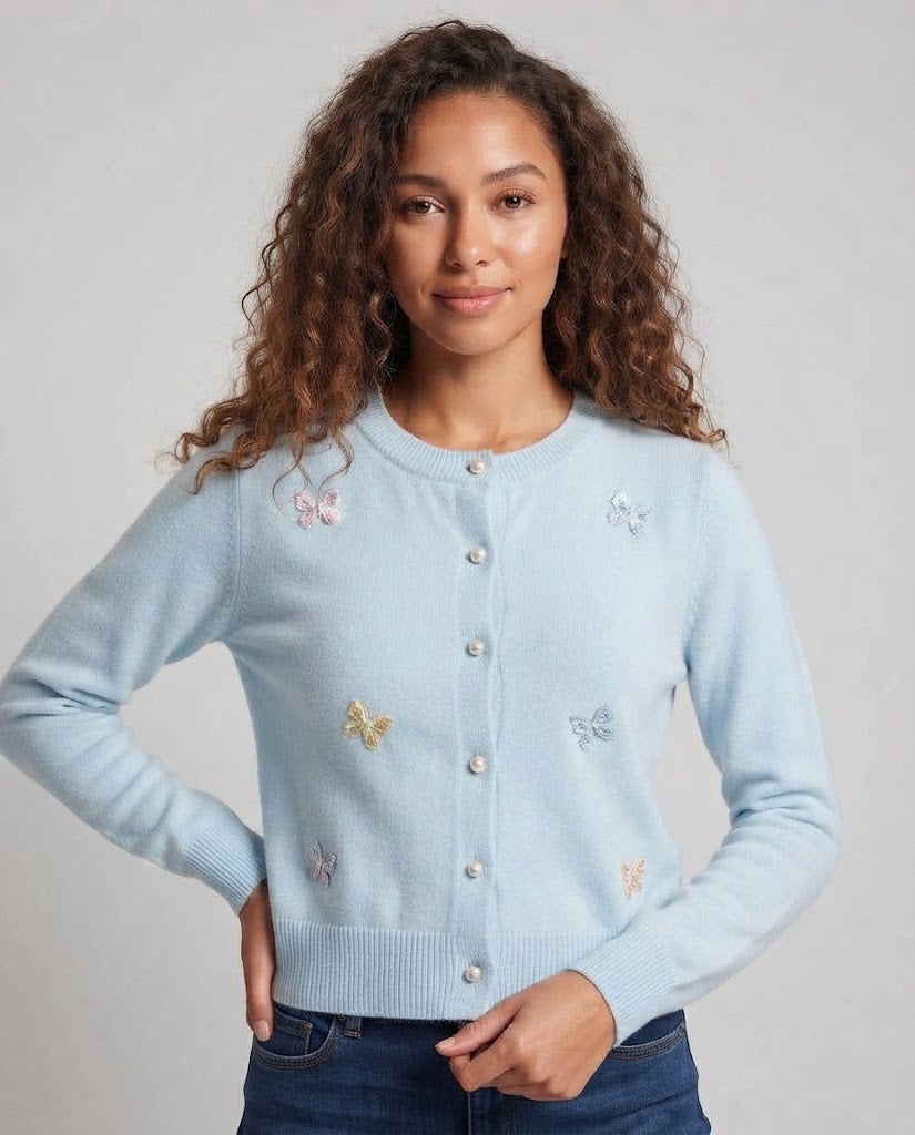 Women's fine-knit short cardigan with mother-of-pearl buttons and delicate bow appliqués Chichicherry