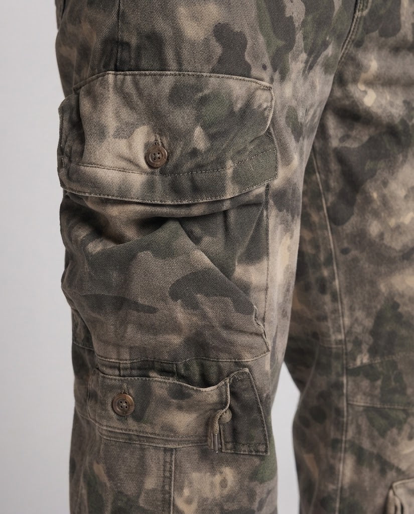 Men stylish camouflage cargo pants Chichicherry