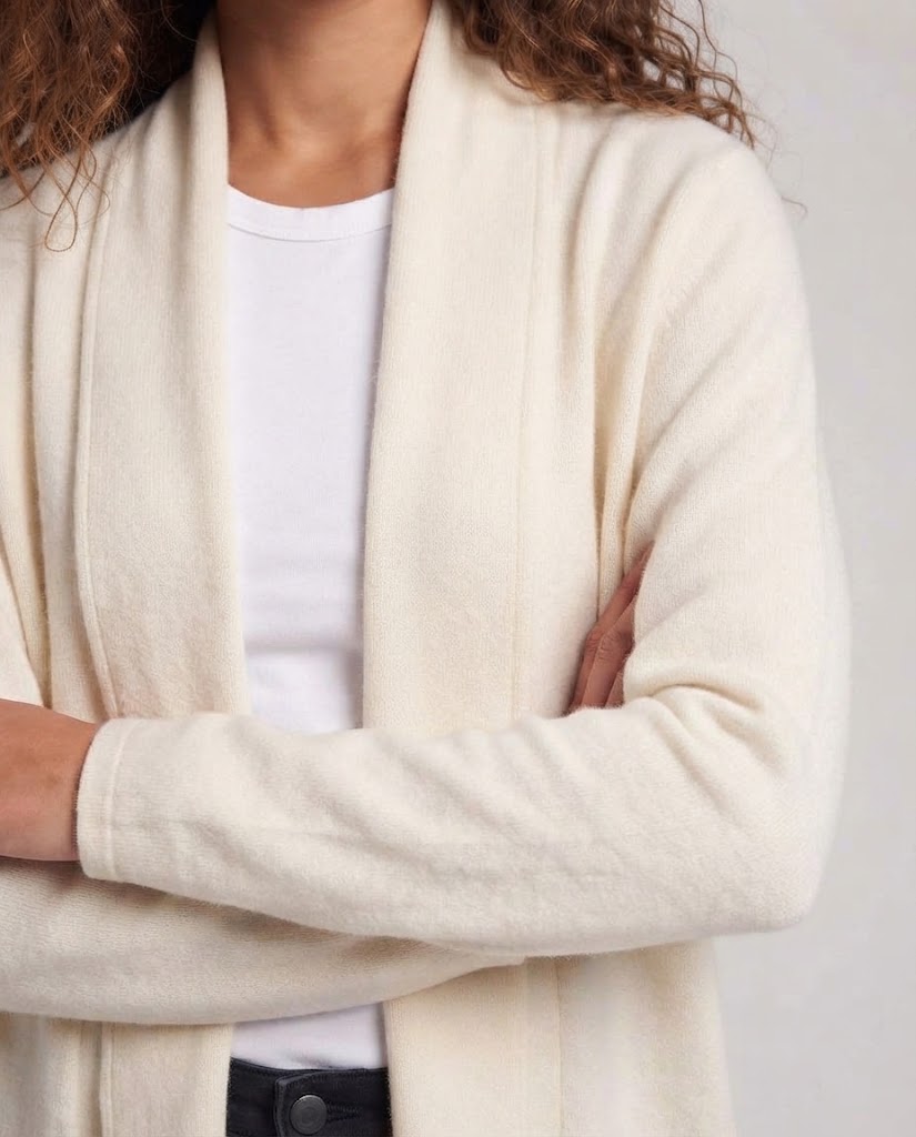 Ladies collarless tailored knit coat with tie belt Chichicherry
