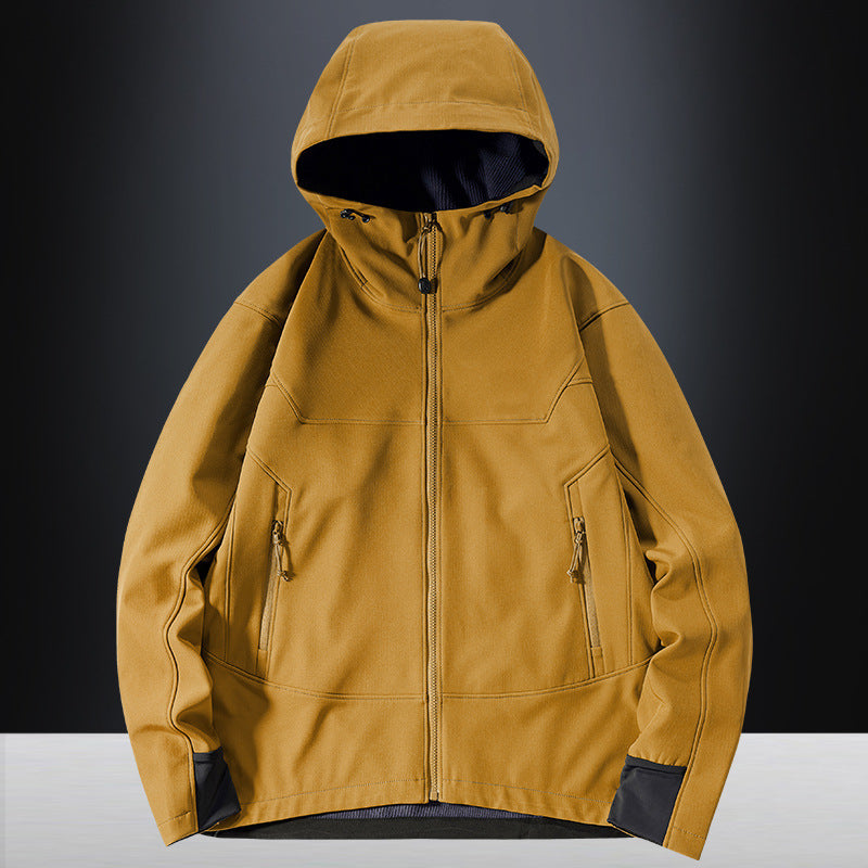 Men's lightweight softshell functional jacket with hood, windproof membrane and ergonomic cut Chichicherry