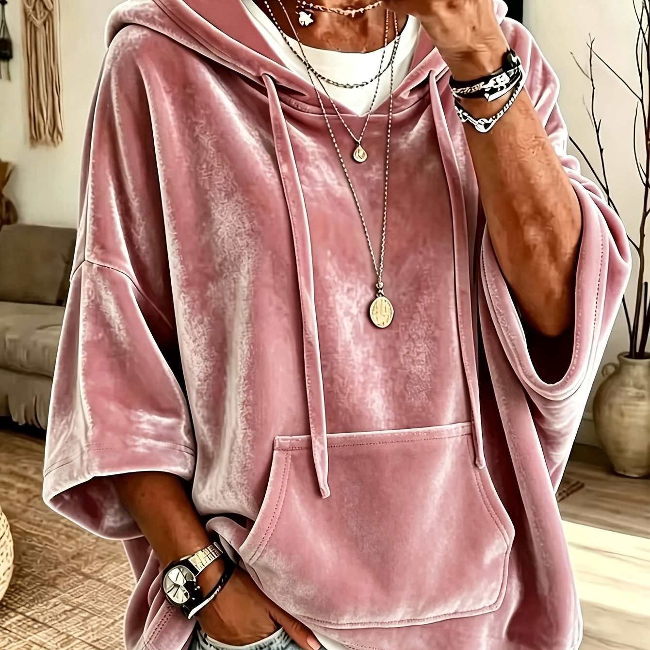 Women Oversize Velvet Hoodie with Three-Quarter Sleeves and Kangaroo Pocket Chichicherry