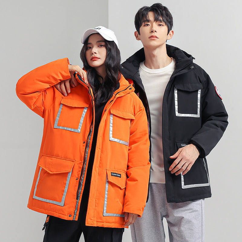 Women's parka jacket with hood, padded, reflective details and large cargo pockets Chichicherry