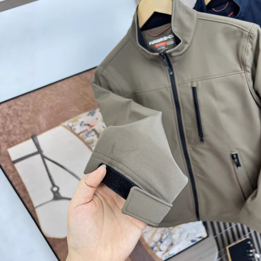 Men's softshell jacket with stand-up collar, water-repellent function and zippered pockets Chichicherry