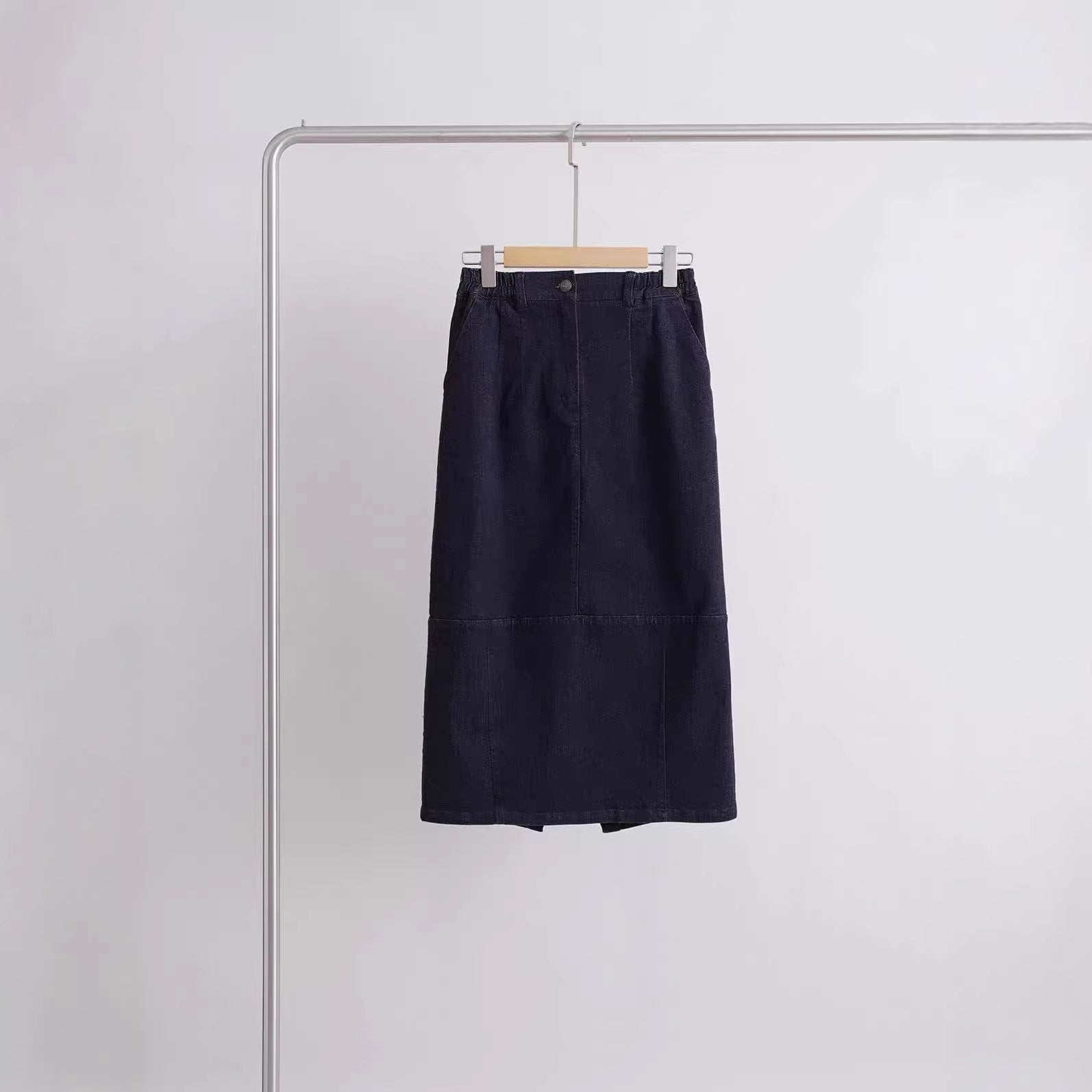 Women Elegant Cut Midi Skirt Chichicherry