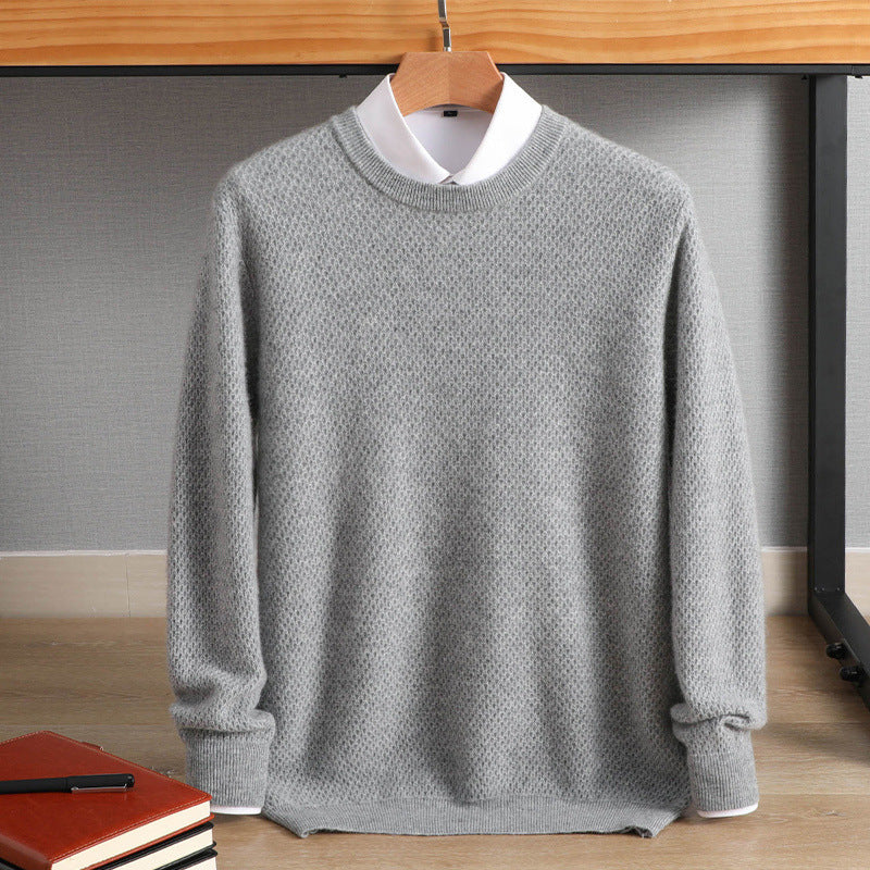 Men's classic round neck sweater made of cashmere-like wool blend with fine texture Chichicherry