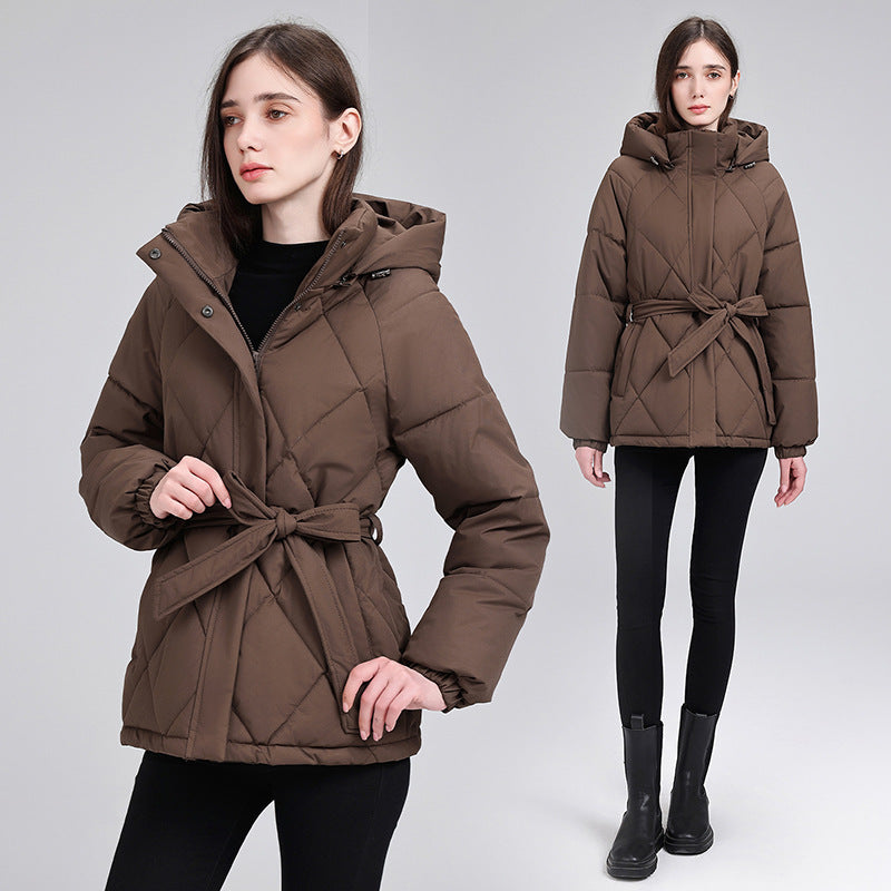 Women's luxury short puffer jacket with integrated wind protection collar and waist belt Chichicherry
