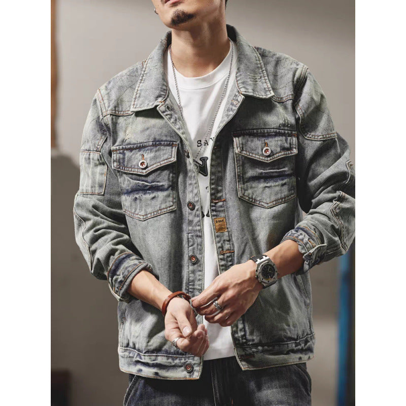 Herren Denim-Jeansjacke im Used-Look mit Hemdkragen, aufgesetzten Brusttaschen und legerer Passform Chichicherry