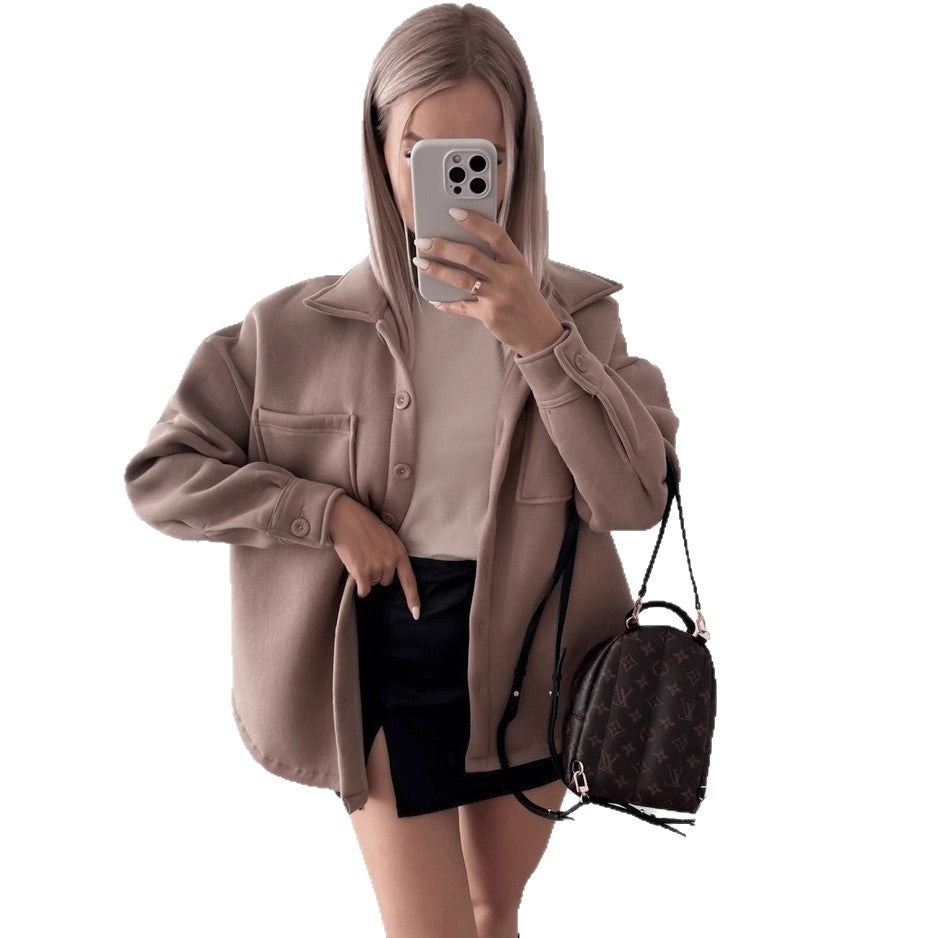 Damen Oversized Hemdjacke Shacket aus weichem Wollmix mit aufgesetzten Brusttaschen Chichicherry