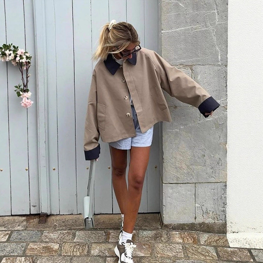 Women's Boxy Transitional Jacket with Contrast Collar, Concealed Button Placket, and Extended Sleeves Chichicherry