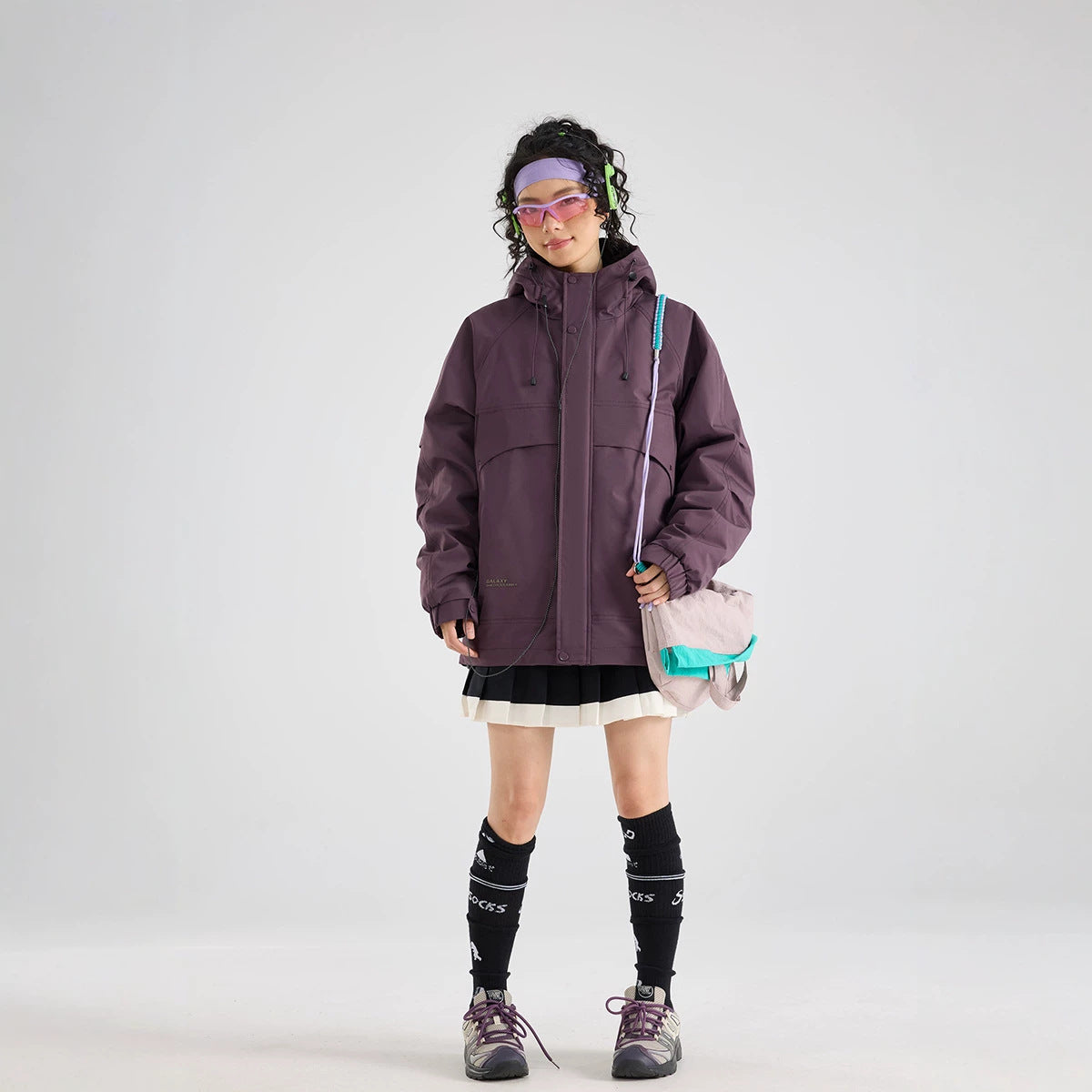 Women's waterproof breathable hooded jacket in technical oversized cut Chichicherry