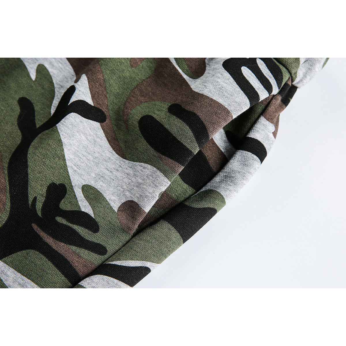 Women's midi skirt in camouflage style with elastic waistband and drawstring