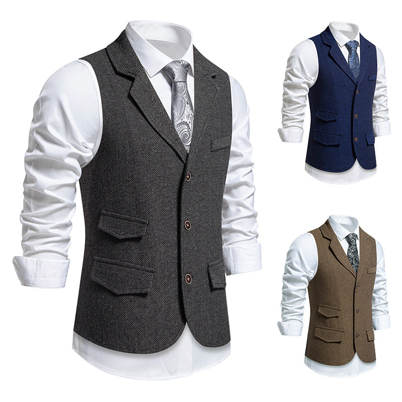 Men's tweed vest with herringbone structure, lapel collar and flap pockets Chichicherry