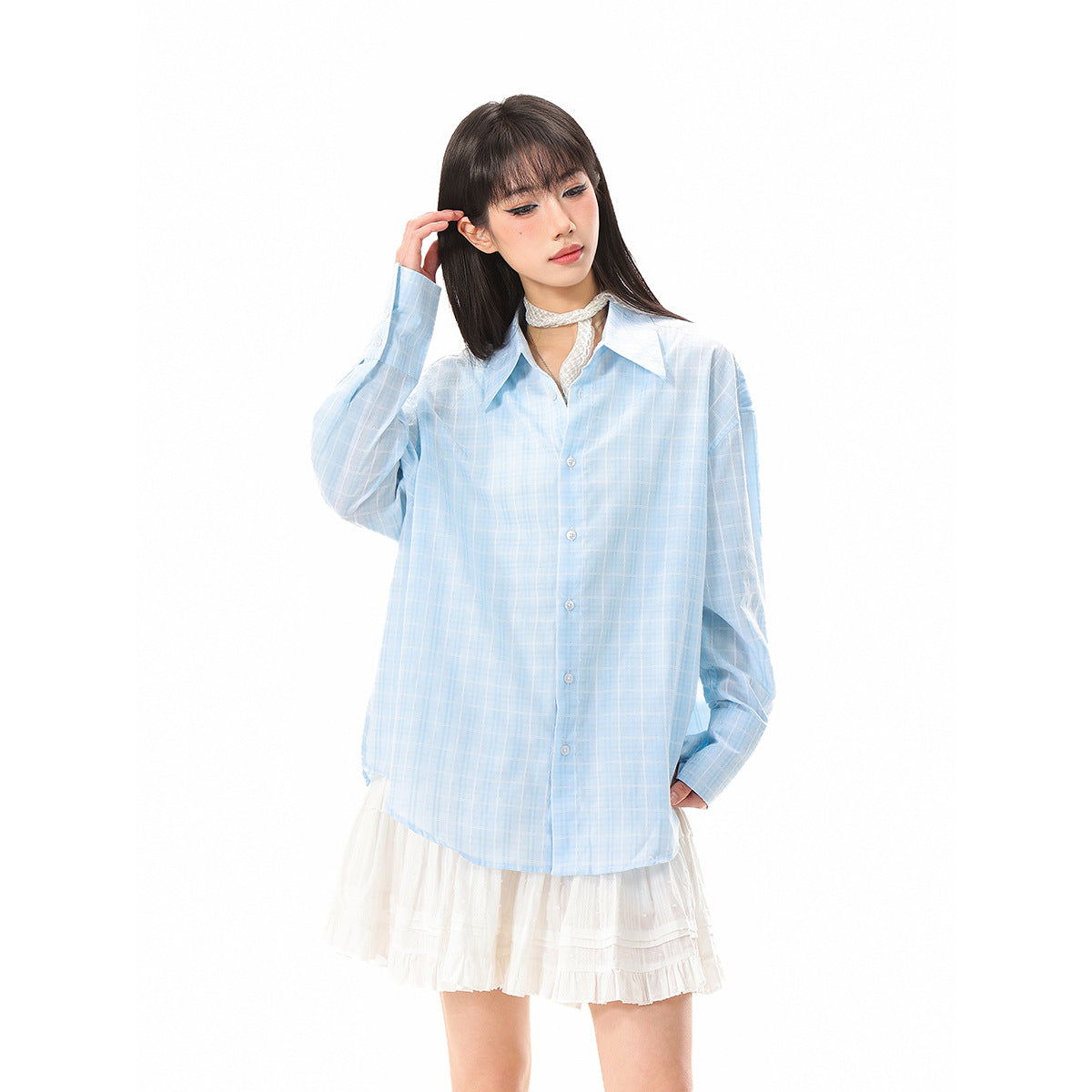Women Loose Boxy Shirt with Kent Collar, Rounded Hem and Fine Check Pattern Chichicherry