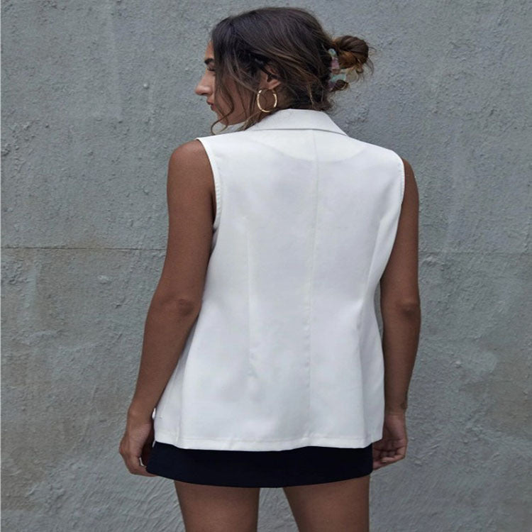 Women's sleeveless long blazer vest in tailoring with single-button closure and patch pockets Chichicherry