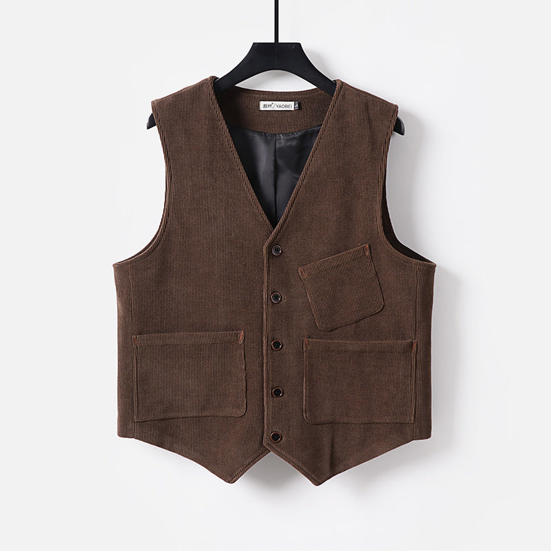 Men's cord waistcoat with V-neck, lightly padded and with patch pockets Chichicherry