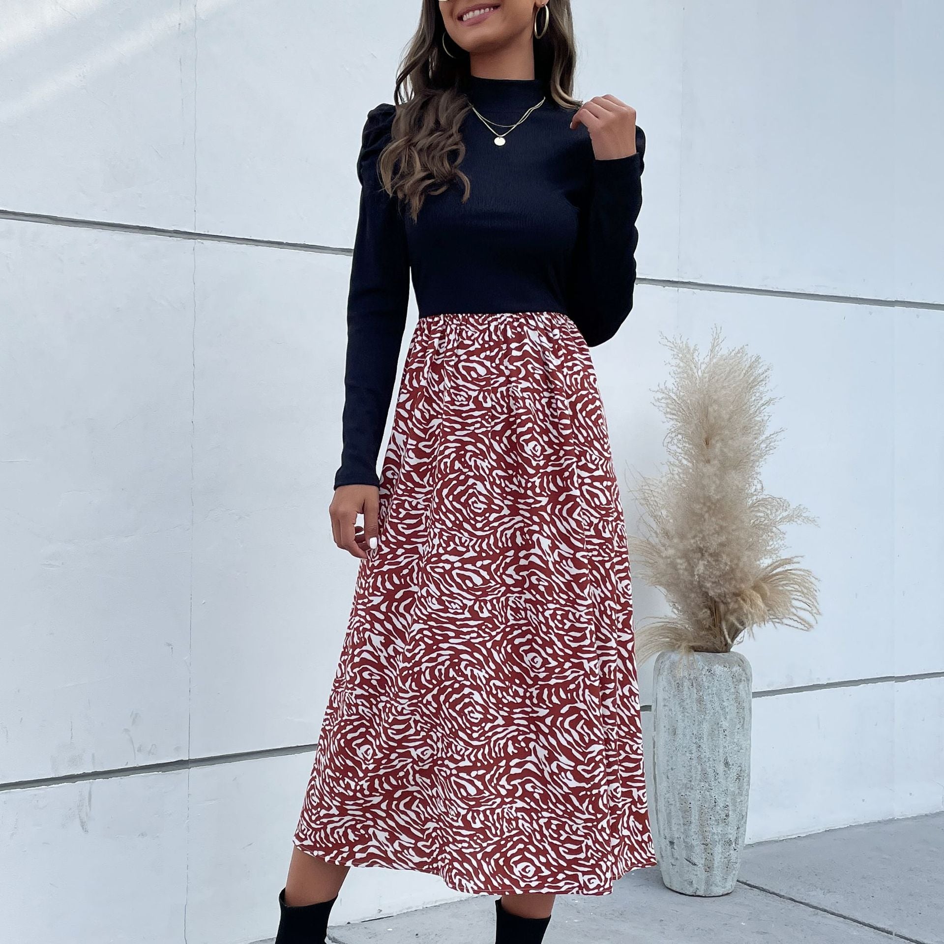 Ladies fine knit long sleeve with stand-up collar and puff sleeves Chichicherry