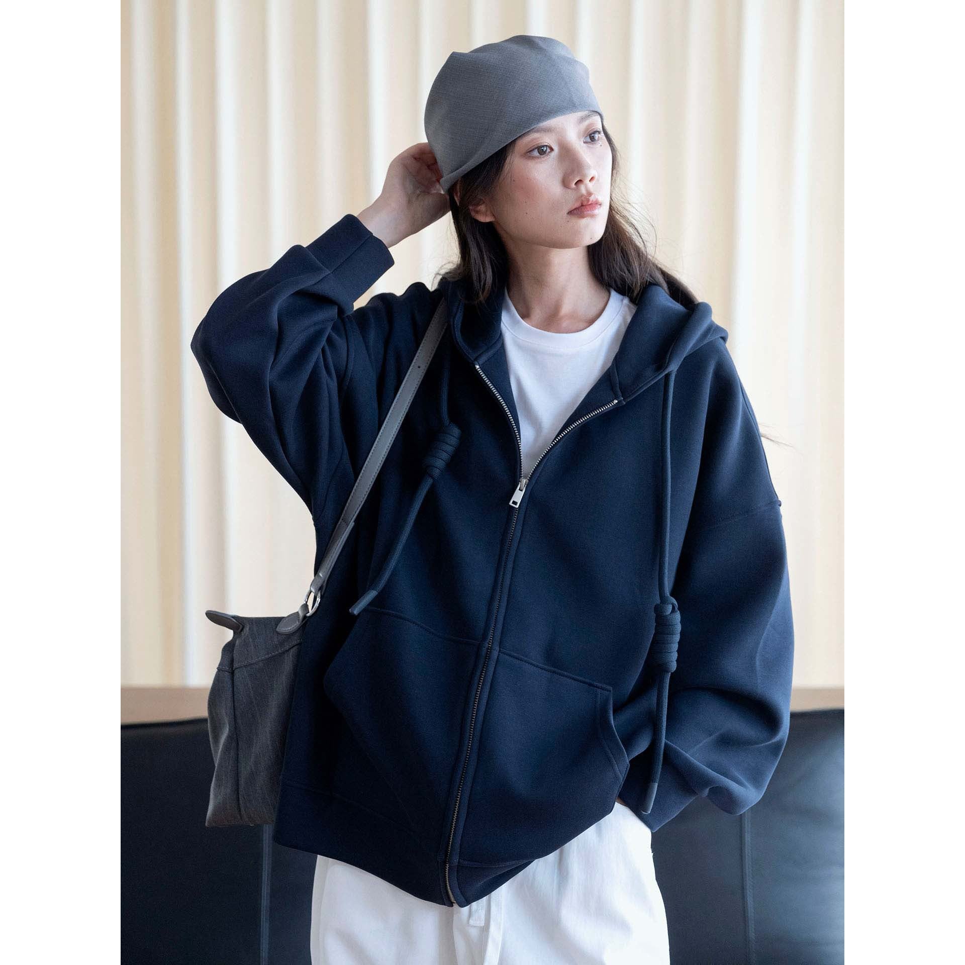 Women's Oversized Hooded Jacket with Zipper and Extra Thick Drawstring Chichicherry