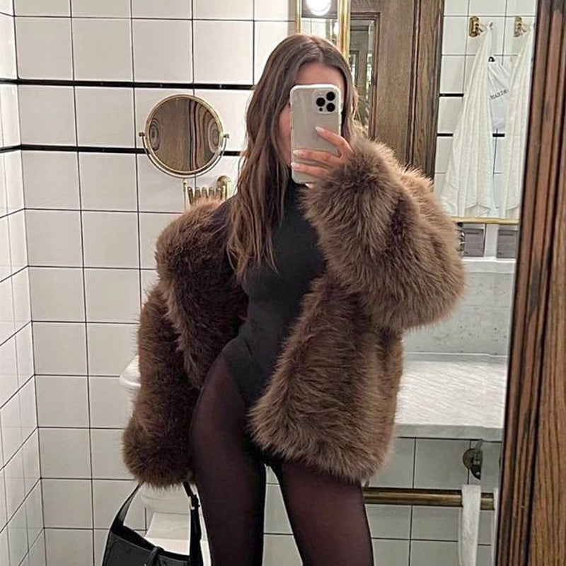 Women's Mid-length Faux Fur Coat with Long Fiber Shaggy Look and Concealing A-Line Chichicherry