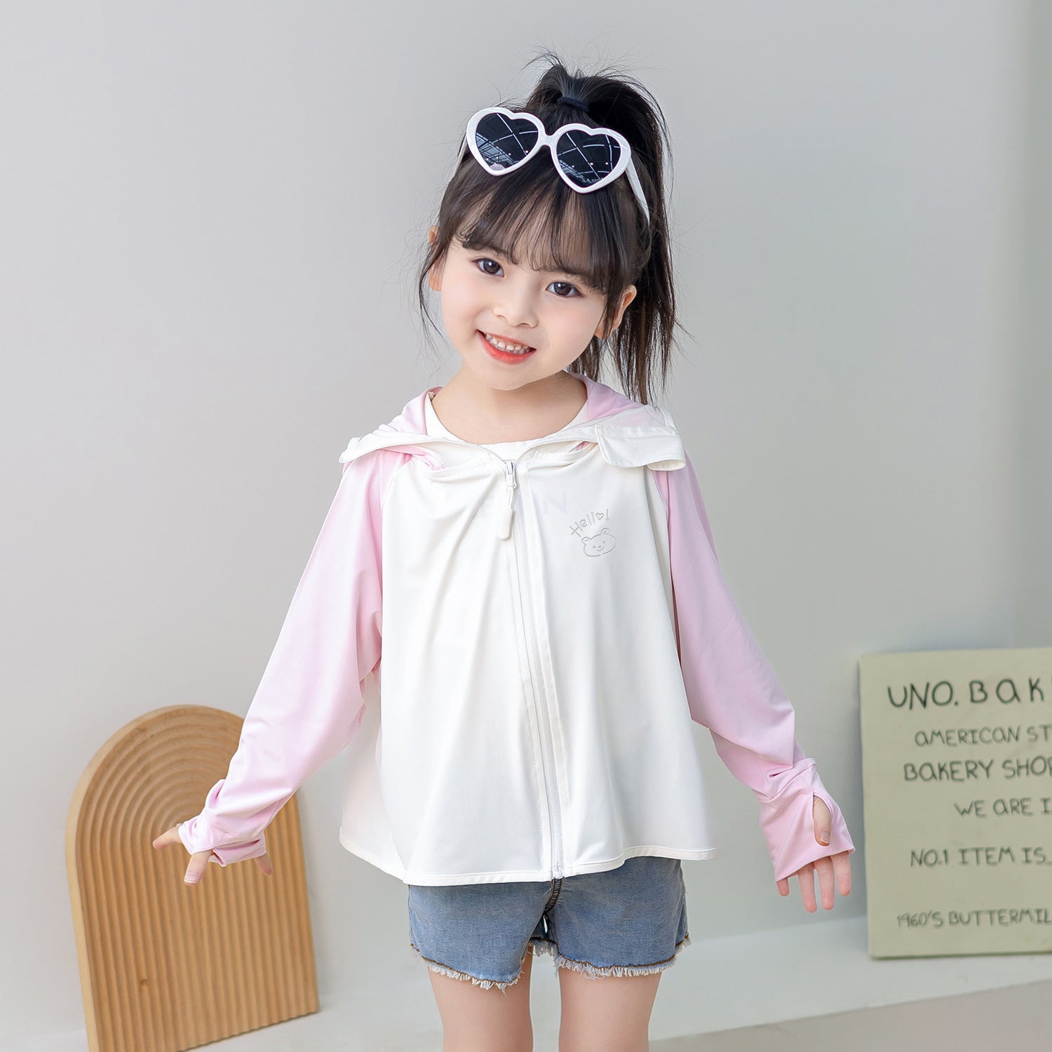 Women's breathable sports jacket with UV protection Chichicherry