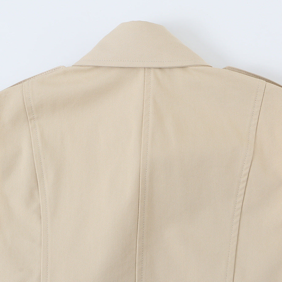 Women's sleeveless tailored trench vest with cut-out, shoulder flaps, and flap pockets Chichicherry