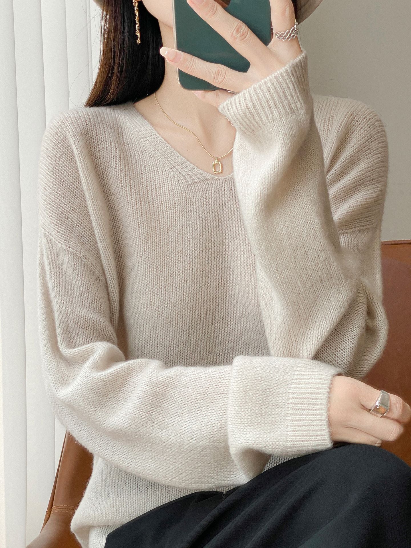 Women Oversized Fine Knit Sweater with Fine V-Neck and Extended Sleeve Ends Chichicherry