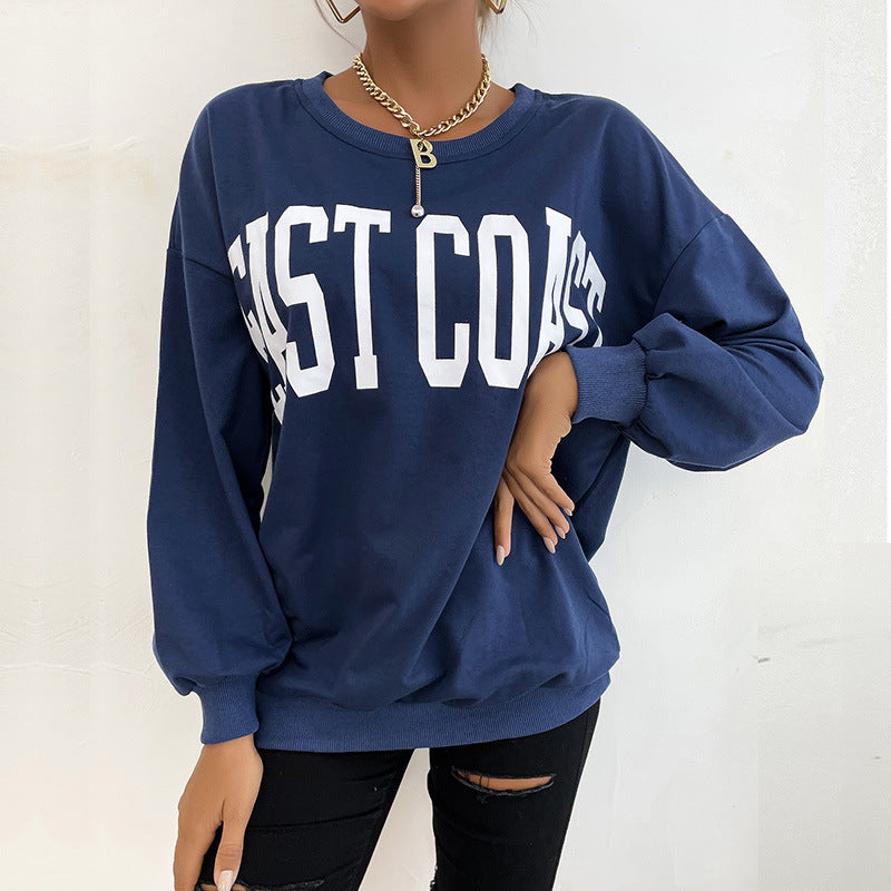 Women's Loose Crew Neck Sweatshirt in College Style with Block Letter Print and Ribbed Hem