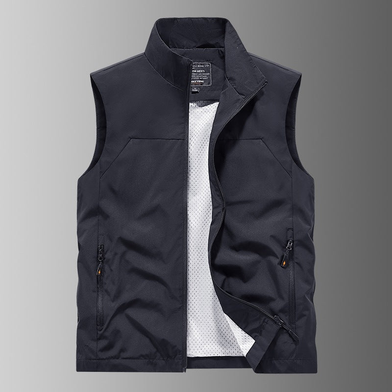 Men's Breathable Utility Vest with Mesh Lining, wind & water repellent exterior & zippered pockets Chichicherry
