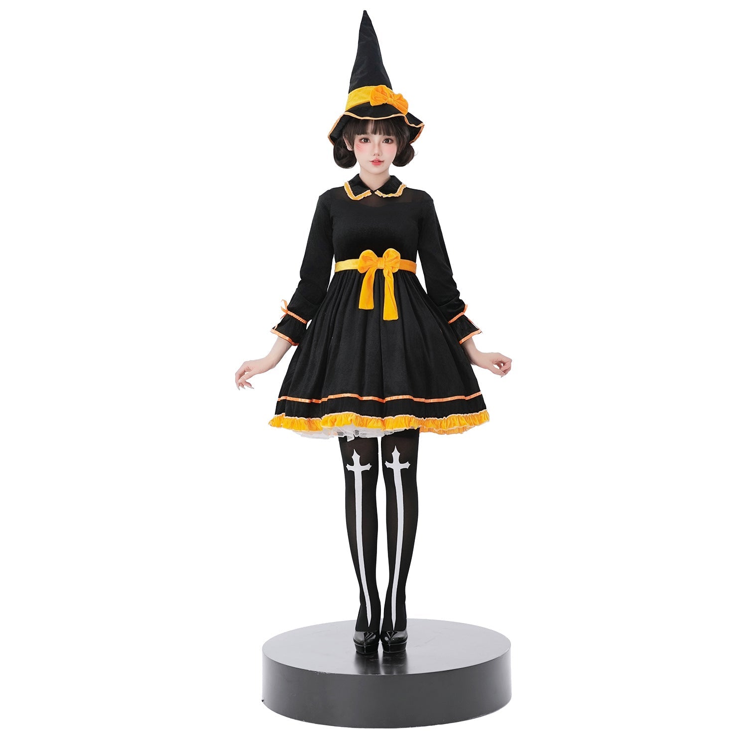 Women's witch costume with elegant ruffle details Chichicherry