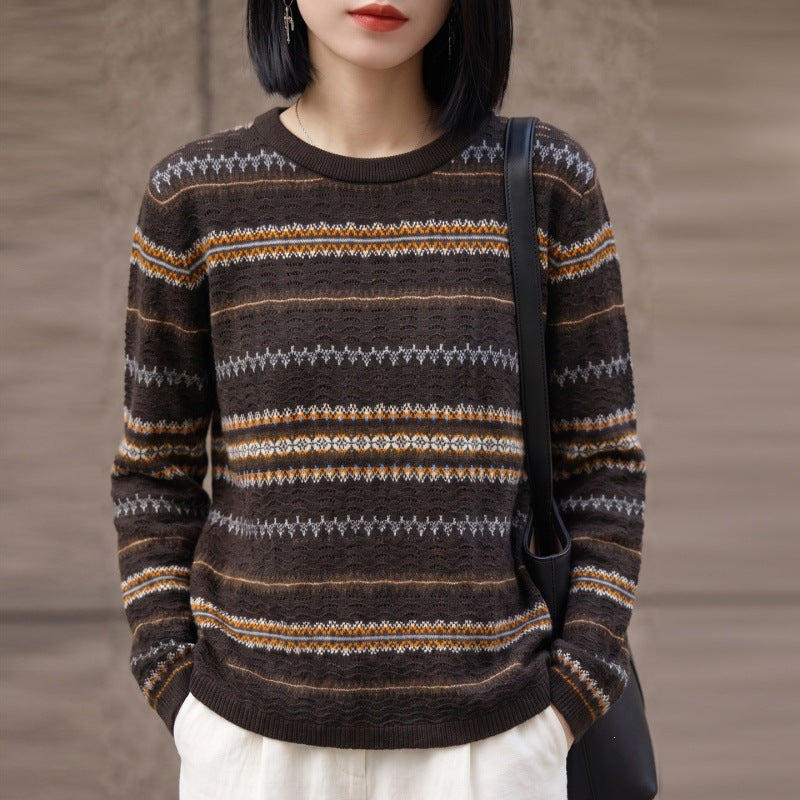 Women Light Fair-Isle Fine Knit Sweater with Round Neck and Fine Stripe Structure Chichicherry