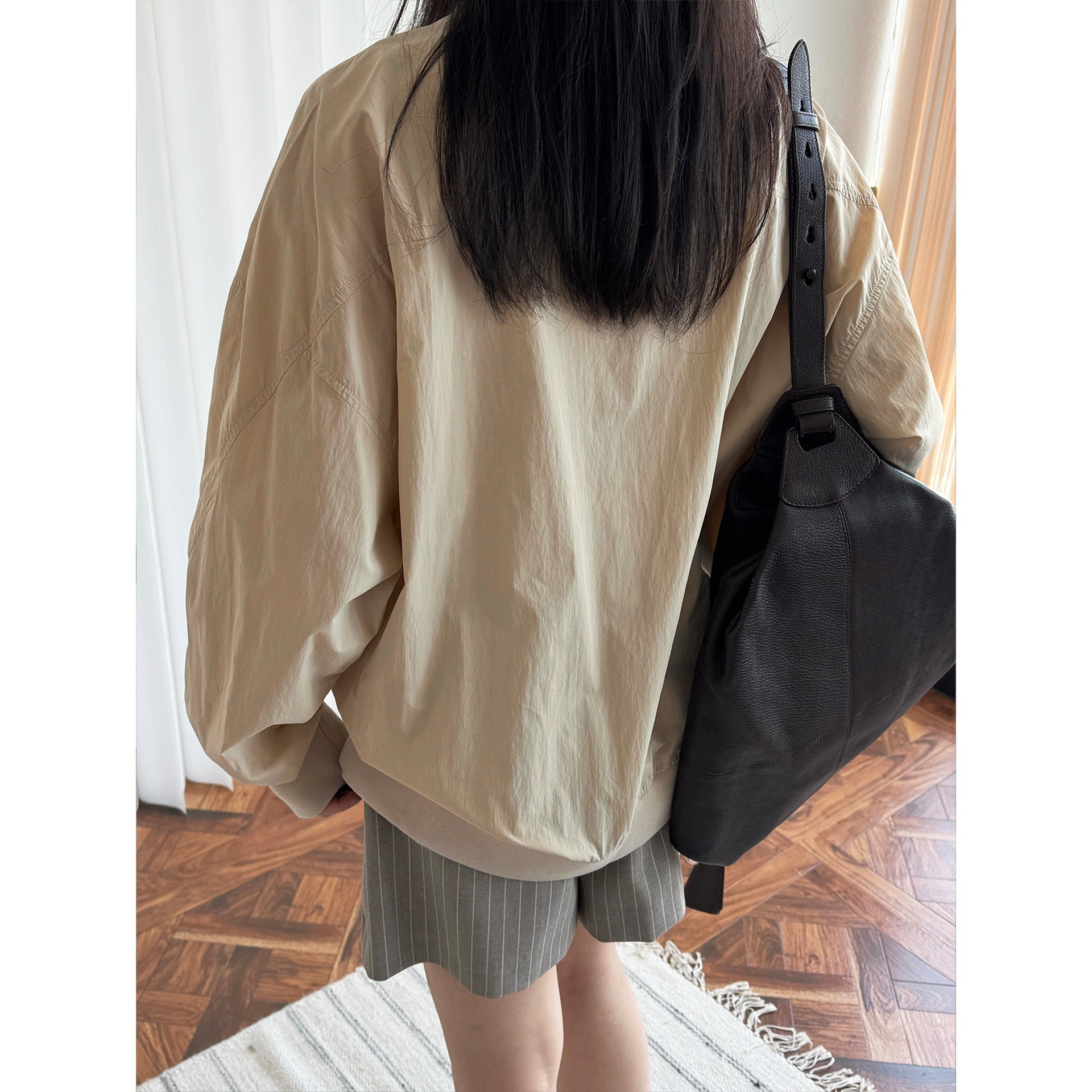 Women's Light Oversized Sweatshirt with Nylon Overlay and Ribbed Cuffs Chichicherry
