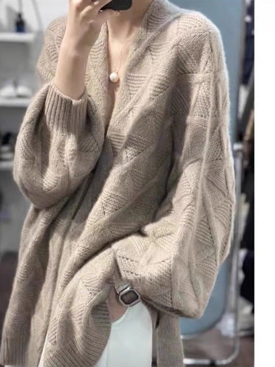 Women's Oversized Cardigan in Mohair Look with Cable Pattern Chichicherry