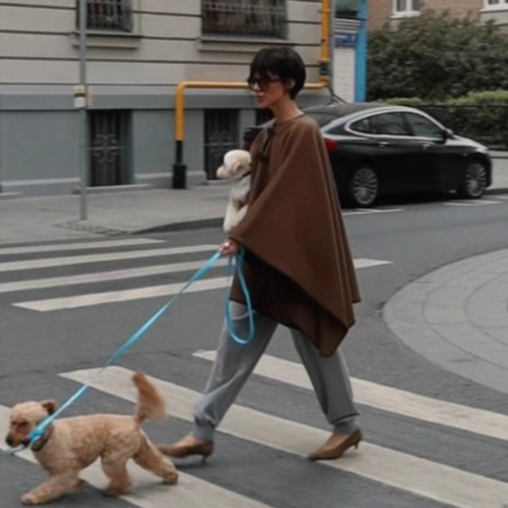 Women's Oversize Cape Coat made of wool blend with high stand-up collar and leather tabs Chichicherry